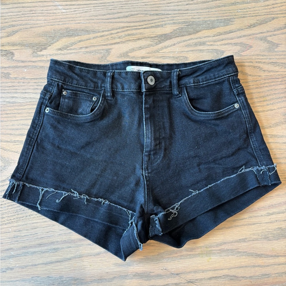 ZARA Women's Black Denim Shorts